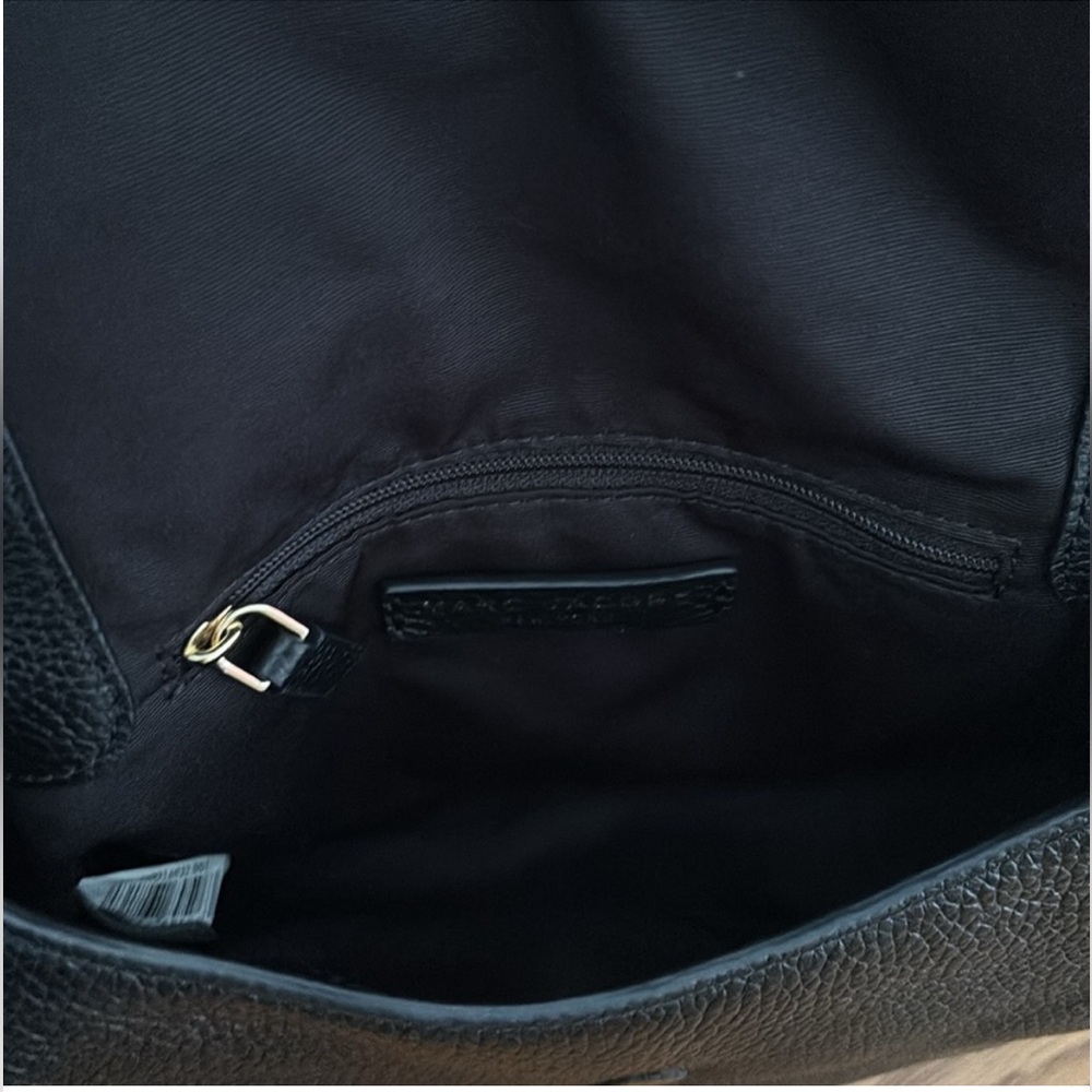 MARC JACOBS Mini Messenger Crossbody - Picture 3 of 6